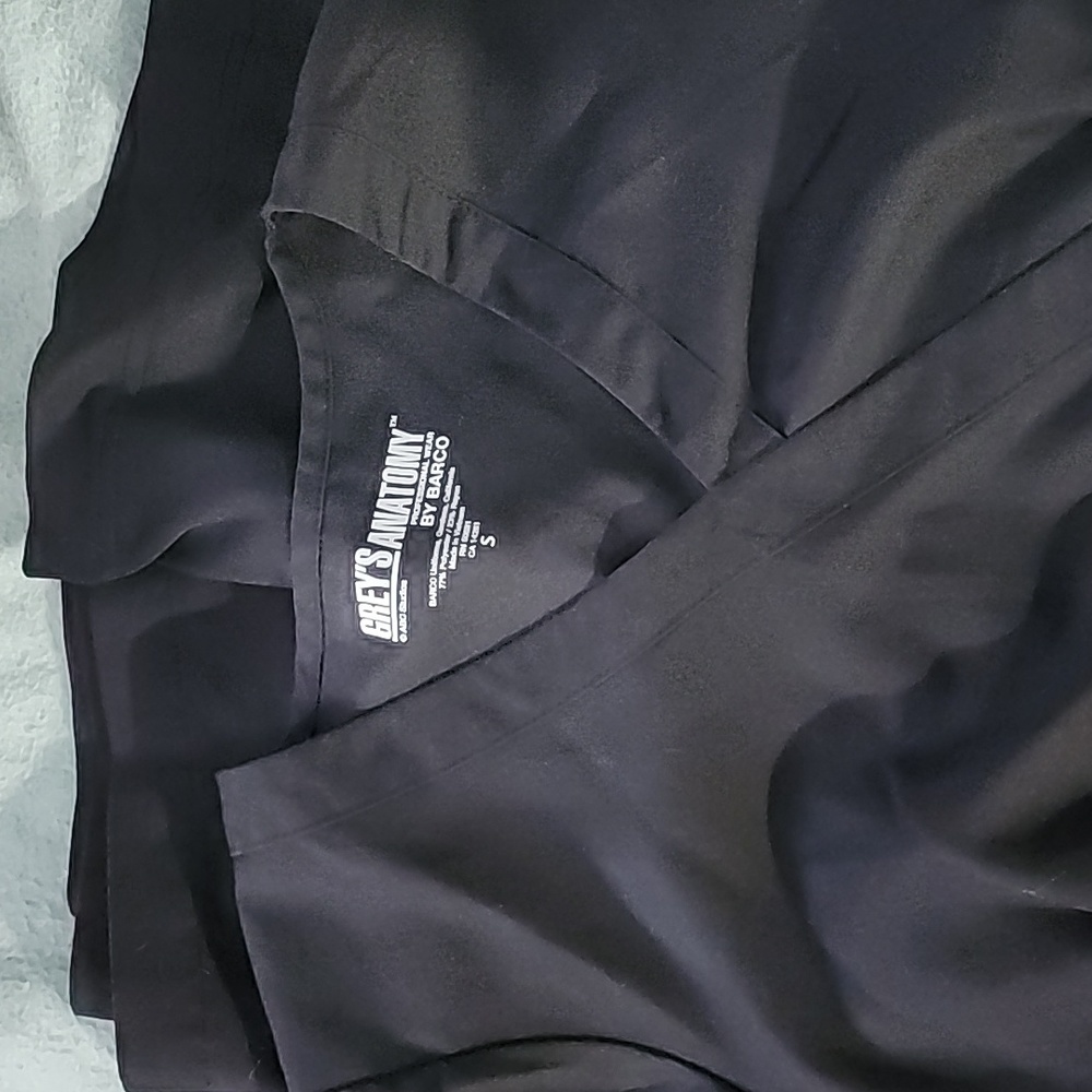 Grey's anatomy maternity scrub set size sm/med